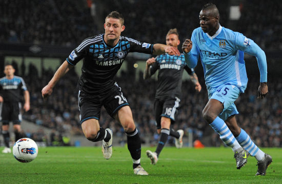 法律中严格 法律中严格